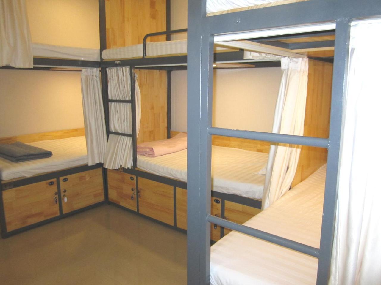 The Lily Hostel & Coffee Хошимин Экстерьер фото
